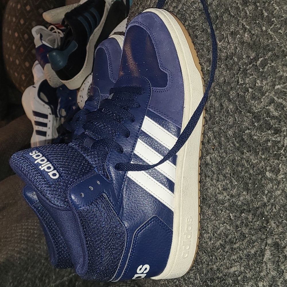 Adidas high top throw back